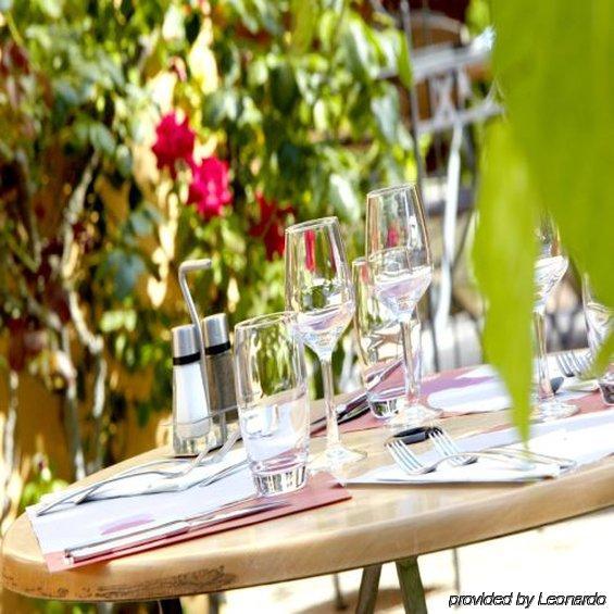 Campanile Hotel Mayenne Exterior foto